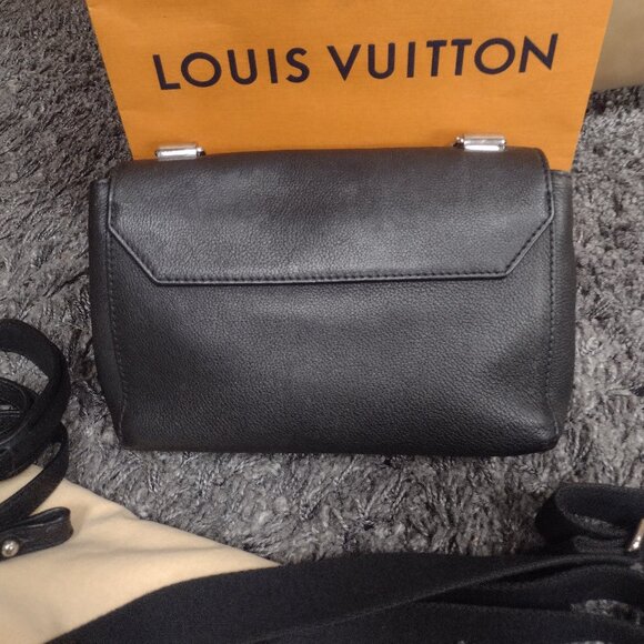 š¤Louis Vuitton Lockme bb Noir 3way SHW Full Set plus EXTRA LV STRAPš¤ - Picture 10 of 16